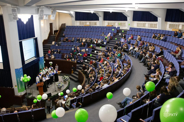 В РХТУ имени Д.И. Менделеева состоялось празднование 30-летнего юбилея факультета биотехнологии и промышленной экологии